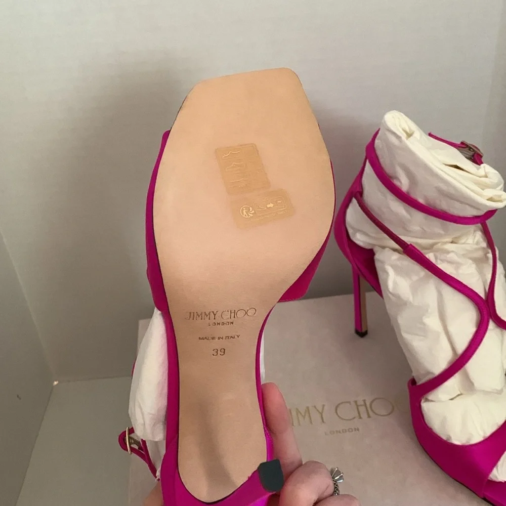 Jimmy Choo daring distinct